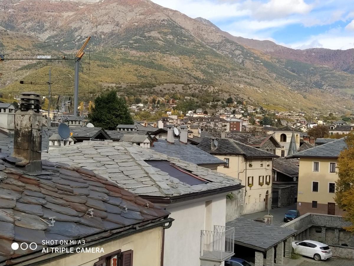 Un Oeil Sur La Cathedrale Leilighet Aosta Eksteriør bilde